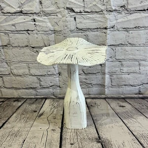 27cm x 19cm White Flat Top Mushroom Outdoor Mushroom Sculp Hand Carved Wooden - Picture 1 of 8