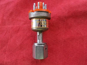 TELEDYNE DV-23-VCR vacuum gauge 9 21 4a - Picture 1 of 6