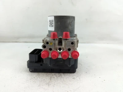 Módulo de control de bomba Abs Infiniti Q50 2016-2017 HISX8 Foto 1 de 4