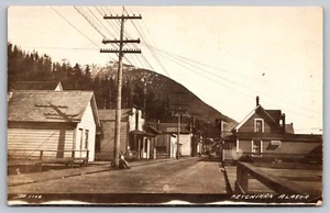 Postal RPPC Street Scene Ketchikan Alaska - Imagen 1 de 2