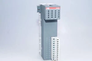 ABB DO561 A1 1TNE968902R2201 Modulo Di Uscita Digitale - Foto 1 di 4