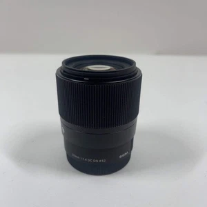 Sigma 30 mm f/1.4 30 mm f/1.4 per Sony attacco E - Foto 1 di 5