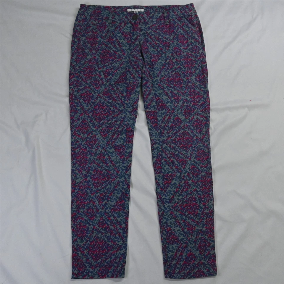CAbi 8 Blue Flroal Palm Beach Cropped 806 Casual Pants - Image 1 of 4