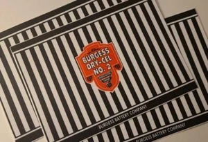Regreso al Futuro Parte III - Batería Burgess - 3 etiquetas de utilería para walkie talkies - Imagen 1 de 10