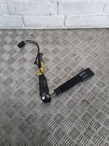 JAGUAR XJ CINTURÓN DE SEGURIDAD HEBILLA DELANTERO DERECHO AW83-F61202AD8PVJ 2011 - Imagen 1 de 12