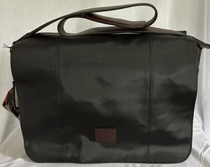 Cutter & Buck klassische Kuriertasche: Polyester außen mit Lederakzenten • Riemen - Bild 1 von 17