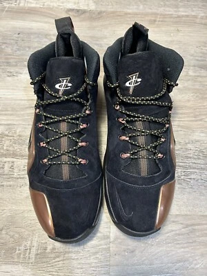 耐克 Zoom Penny VI 风格 # 749629-001 9.5 码全新/已死库存 — 第 1/4 张图片