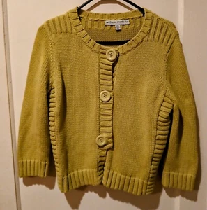 Beautiful WOMAN'S DAVID BROOKS SWEATER, SIZE M, in Ex. Con. $9 - Picture 1 of 4