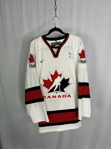 Vintage NHL Nike 2002 Olympic Team Canada Jersey Signed By Brian Burke - Size XL - Picture 1 of 4