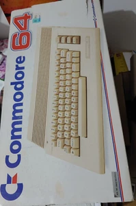 Commodore 64 II C64 C (+ NT, cable de TV) 1303485 en embalaje original funciona 8 bits HK - Imagen 1 de 9