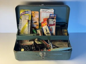 Vintage Simonsen Metal Tackle Box With Vintage Lures & Reels Cabin Couture - Picture 1 of 14