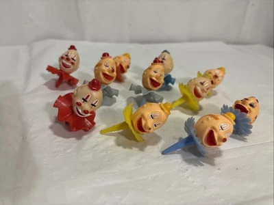 Copo de palhaço vintage enfeite de bolo circo vermelho azul amarelo palitos. Lote de 11 - Imagem 1 de 4