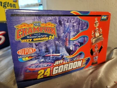 Chevrolet Winston Cup Champion 2001 Jeff Gordon #24 Revell Nascar escala 1:24  Foto 1 de 4