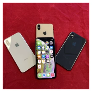 Apple iPhone XS 256GB 64GB Unlocked Verizon At&t Smartphone 🔥Mint 5.8" Screen - Picture 1 of 9