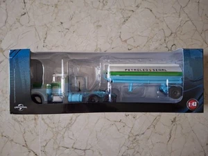 Camion Peterbilt 359 Fast & Furious a escala 1/43 - Imagen 1 de 3
