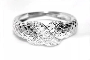 9ct White Gold + Diamonds Quilted Pattern -Designer- Ring (4.58g) Size N/7 - Picture 1 of 13
