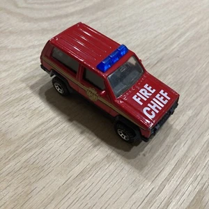 1986 MATCHBOX JEEP CHEROKEE FIRE CHIEF RED 1:58 DIECAST 2 7/8" FIRE TRUCK W GOLD - Picture 1 of 7