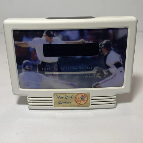 1997 New York Yankees Alarm Clock Am Fm Radio Cover