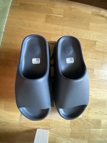 yeezy slide grigio ardesia uk 9