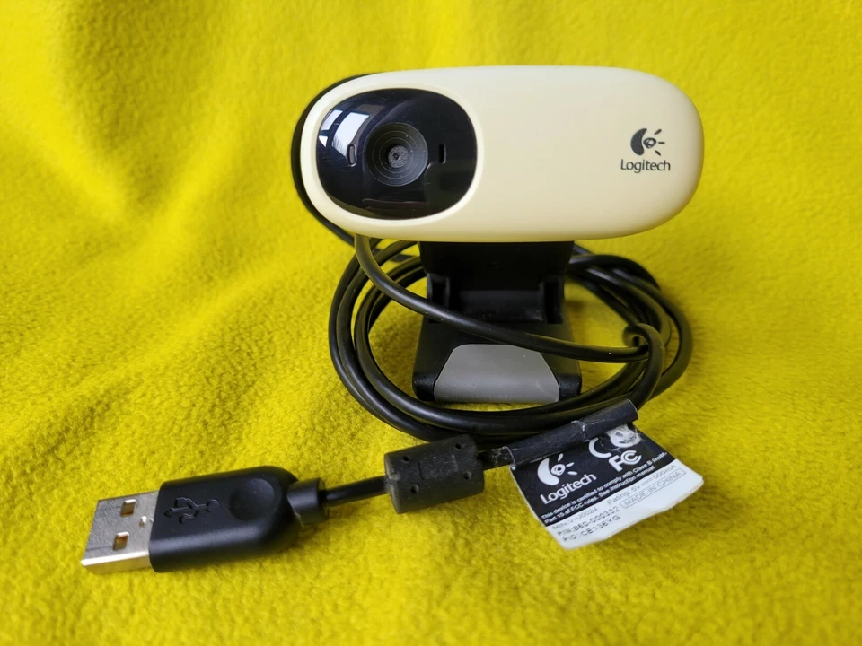 Webcam camera video web cam pc con microfono logitech c-110 - Immagine 1 di 3