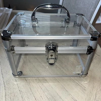 Estuche de transporte de plástico transparente Caboodles detalles plateados mango/pestillo 10”x6,5”x6,5” Foto 1 de 4