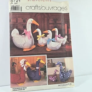 Simplicity 6721 / 296 Stuffed GOOSE 18" Large 13" Small Sewing Pattern UNCUT ff - Picture 1 of 4