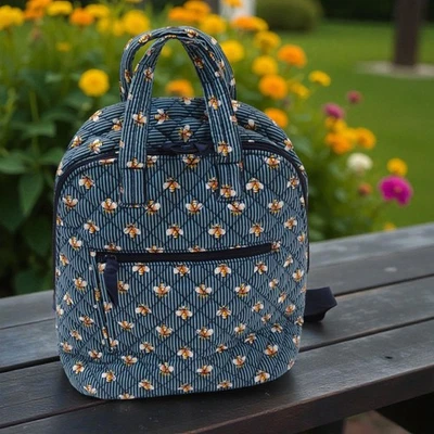 ❤️ vera bradley Bees Navy Totepack Backpack - Image 1 of 4