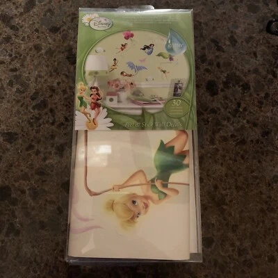 Nuevas calcomanías de pared pelar y pegar hadas de Disney - 30 autoadhesivas, reutilizables Foto 1 de 4