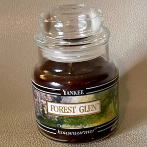 Yankee Candle Forest Glen Candle 3.7oz Unused Retired Black Band - Picture 1 of 7