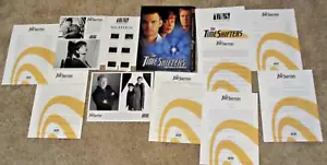 THE TIMESHIFTERS SCI-FI FILM PRESSEMAPPE CATHERINE BELL CASPER VAN DIEN TBS 1999 - Bild 1 von 5