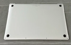 Funda inferior Apple MacBook Pro A2141 2019 16" 613-11389-08 plateada grado B - Imagen 1 de 6