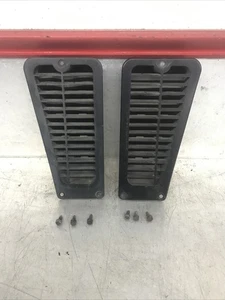 Chevy GMC CK1500 2500 1988-1999 camioneta puerta atasco cabina aire ventilación par (B) - Imagen 1 de 14