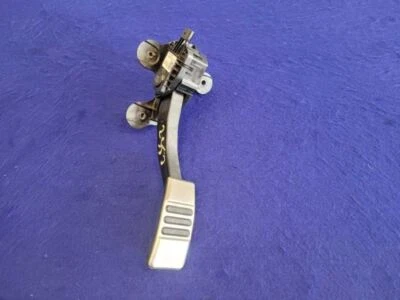 2011-2014 Ford Mustang GT 5.0L S197 Pedal Pad Elétrico a Gás Premium  - Imagem 1 de 4