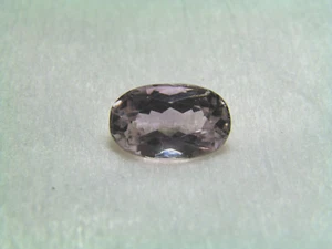 KUNZITE NATURALE - Ct. 4,14 - Taglio OVALE mm. 11,8 X 7,5 - Foto 1 di 3
