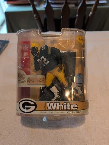 Reggie White 2007 McFarlane Figure NIB NFL Legends Series 3 Green Bay Packers - Picture 1 of 2