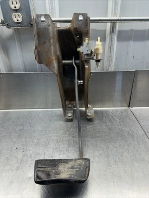 1989-1991 Chevrolet Suburban R/V 1500 2500 Brake Pedal Assembly OEM Foto 1 de 2