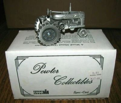 IH Farmall M Tractor Pewter Toy 1:43 Spec Cast Collectible Lt Ed 1990s Harvester - Image 1 of 4