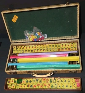 Vintage MAHJONG Set Butterscotch Bakelit ? Original Koffer 162 Fliesen 5 Fächer + - Bild 1 von 16