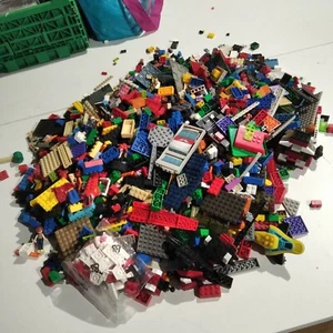 LEGO lot mixte compatible ( mega blok, bootleg) - gros lot 3,8 KG - Picture 1 of 6