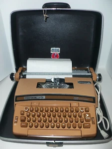 Vintage Smith Corona Coronet Super 12 Electric WORKING Typewriter w Hard Case NM - Picture 1 of 12