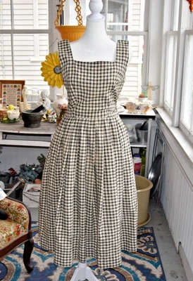 Vintage 1950s Gingham Picnic Dress Beige and Black Sleeveless Size Small - Image 1 of 4