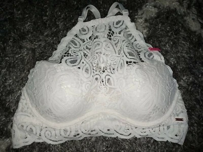 VS 粉色高领交叉蕾丝聚拢文胸 全新 小椰子 白色  — 第 1/3 张图片