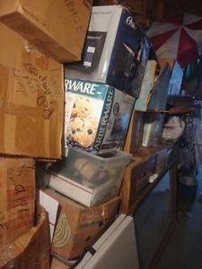 MOM'S HOUSE CONTENTS FOR SALE FULL ANTIQUES, FURNITURE,PICTURES,GLASSWARE BOX'๐ค - Picture 1 of 24