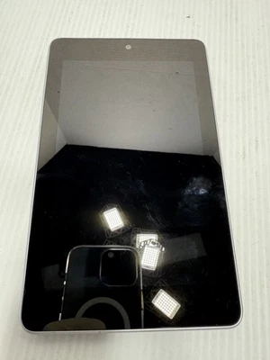 Asus Nexus 7 ME370T Tablet For Parts Or Repair Only Not Working - Image 1 of 4