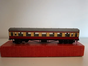 Trix 1/588 OO Spur 1:76 Restaurantwagen mit Beleuchtung in BR rot/creme - OVP - Bild 1 von 11