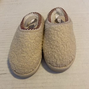 Falls Creek Clog Plush Slippers for Children 1/2 - Picture 1 of 10