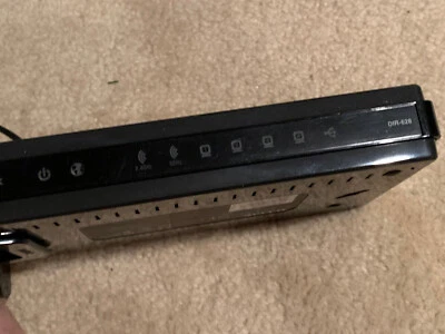 D-Link RangeBooster N DIR-628 54 Mbps 4-Port 10/100 Wireless N Router (DIR-628) - Image 1 of 4