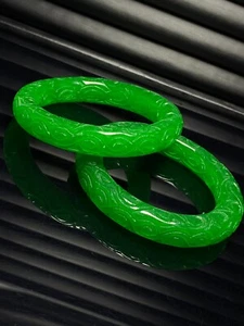 Rari 2 pezzi braccialetti intaglio artistico certificati AAA verde ghiacciato giadeite 62 mm - Foto 1 di 12