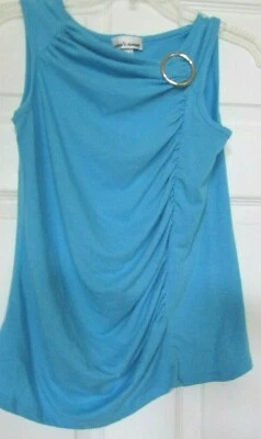 Girls Amy's closet 16 XL baby blue decorative sleeveless top blouse - Image 1 of 4