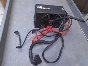 Fuente de alimentación modular EVGA Supernova 1000 P2 80 Plus Platinum 1000W 220-P2-1000 - Imagen 1 de 5